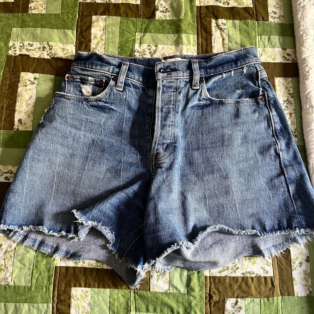 A&F Curve Love Dad High Rise Shorts